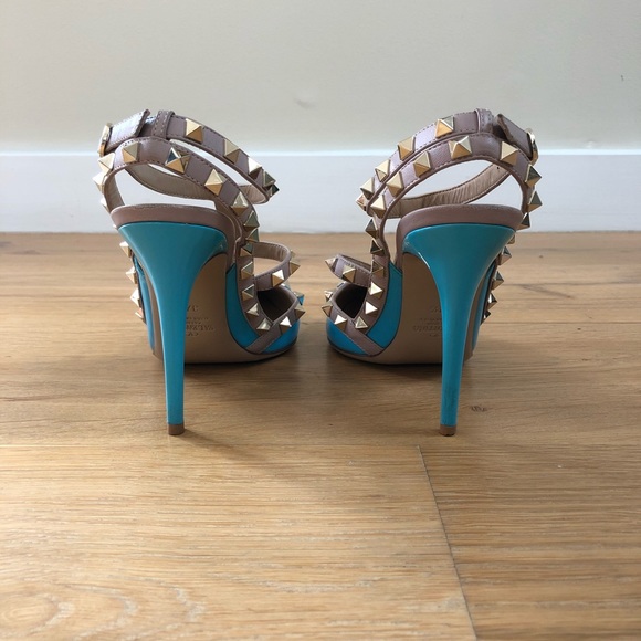 Valentino Rockstud Ankle Strap Pump - Picture 5 of 15